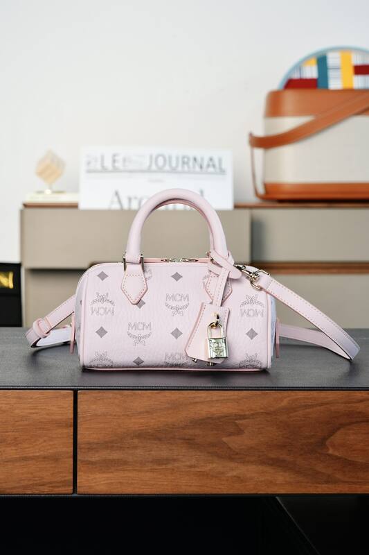 MCM Monogram shoulder bag — Premium Replica