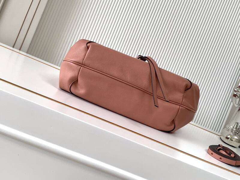 Fendi Pink shoulder bag — Premium Replica