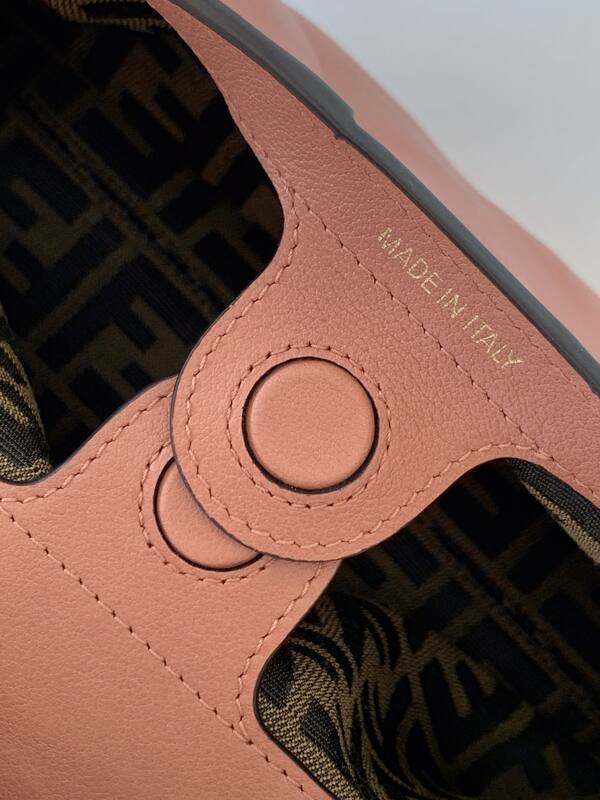 Fendi Pink shoulder bag — Premium Replica