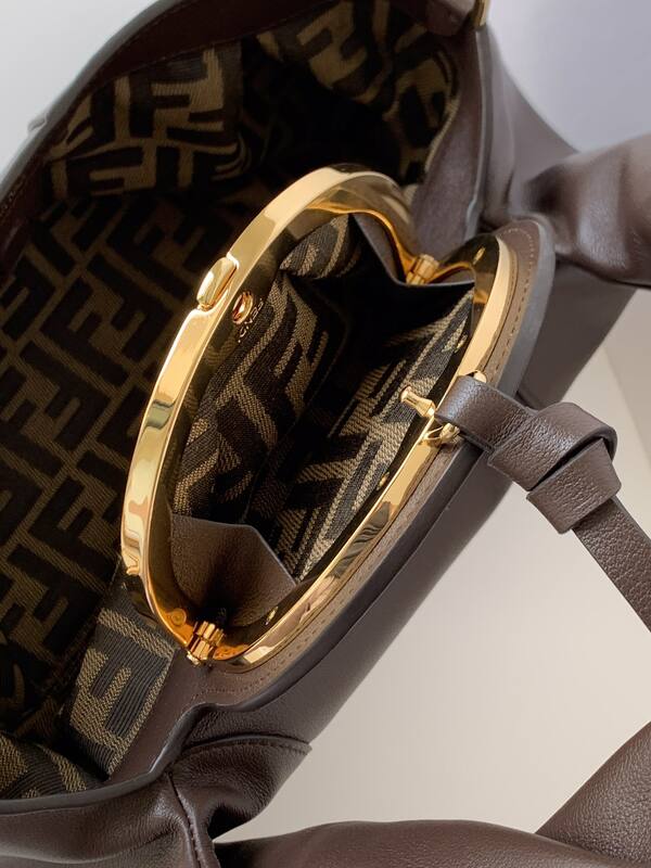 Fendi Brown shoulder bag — Top Quality Replica