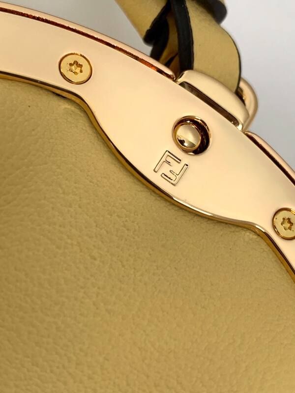 Fendi shoulder bag — Premium Replica