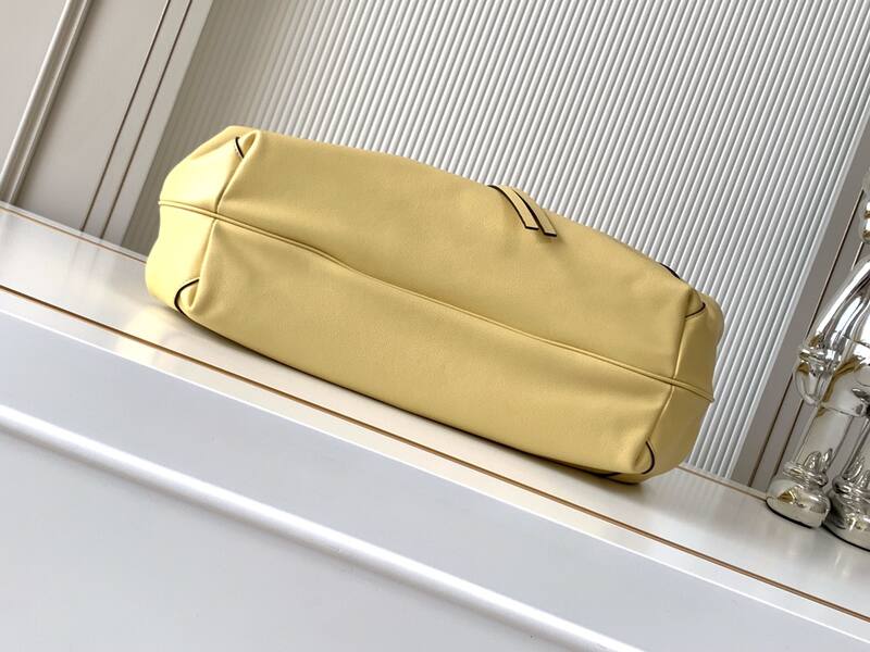 Fendi shoulder bag — Premium Replica