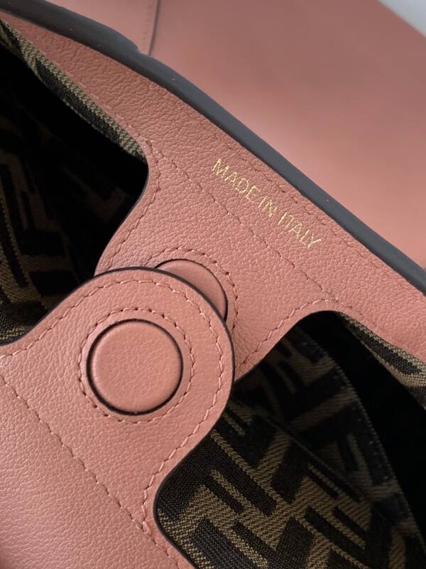 Fendi Pink 40x30x16cm shoulder bag — 1:1 Replica