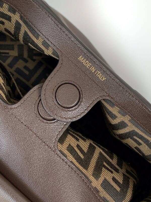 Fendi Brown shoulder bag — Top Quality Replica