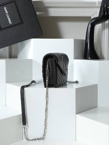 Saint Laurent Envelope Chain Wallet Black 20x17x6cm crossbody 1 1 Replica