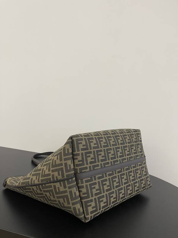 Fendi Brown 40x30x16cm shoulder bag — 1:1 Replica