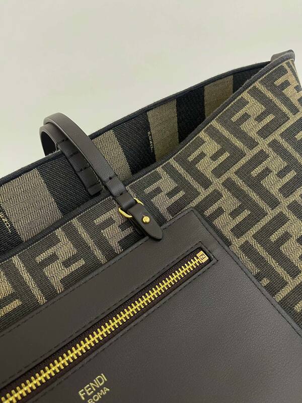 Fendi Brown 40x30x16cm shoulder bag — 1:1 Replica