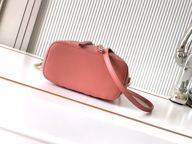 Fendi Pink 25x18x10cm shoulder bag — Premium Replica