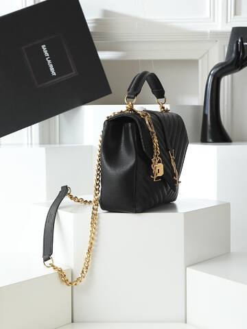 YSL Charms Black 24 20 8 5cm crossbody 1 1 Replica