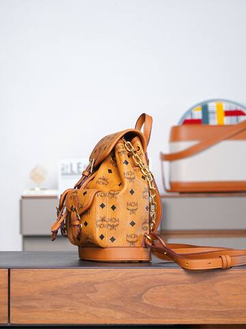 MCM Visetos 18x12cm shoulder bag 1 1 Replica