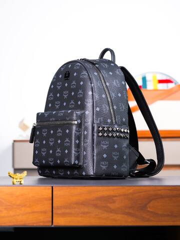 MCM Stark Monogram 30x38x15cm shoulder bag 1 1 Replica