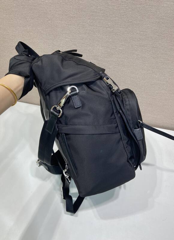 Prada Black shoulder bag — Premium Replica