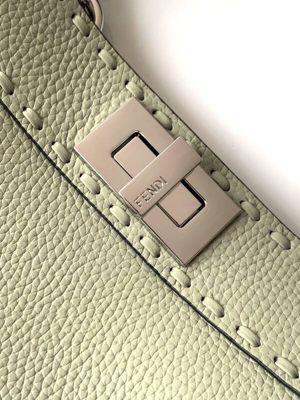 Fendi Peekaboo Green 33x22x14cm shoulder bag — Top Quality Replica