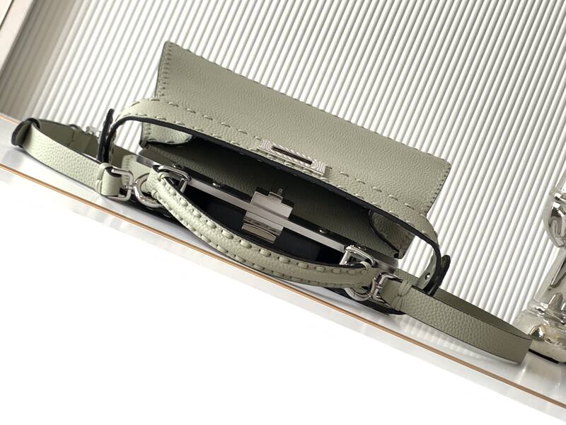 Fendi Peekaboo Green 33x22x14cm shoulder bag — Top Quality Replica