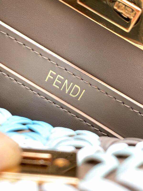 Fendi Peekaboo 33x22x14cm shoulder bag — Premium Replica