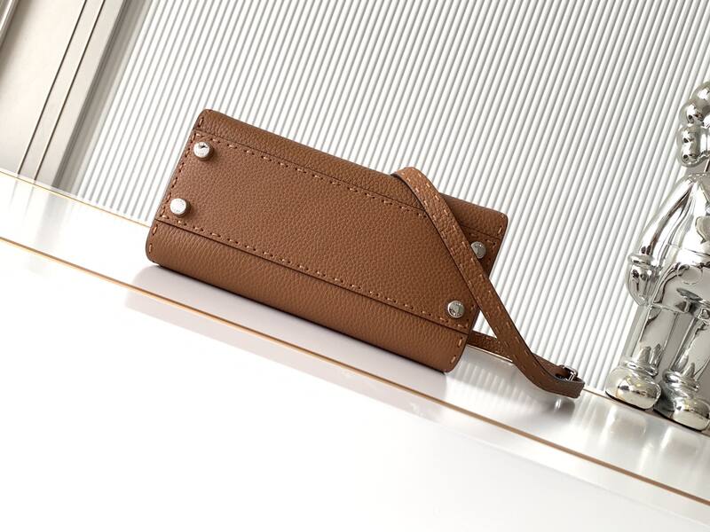 Fendi Peekaboo Brown 33x22x14cm shoulder bag — 1:1 Replica