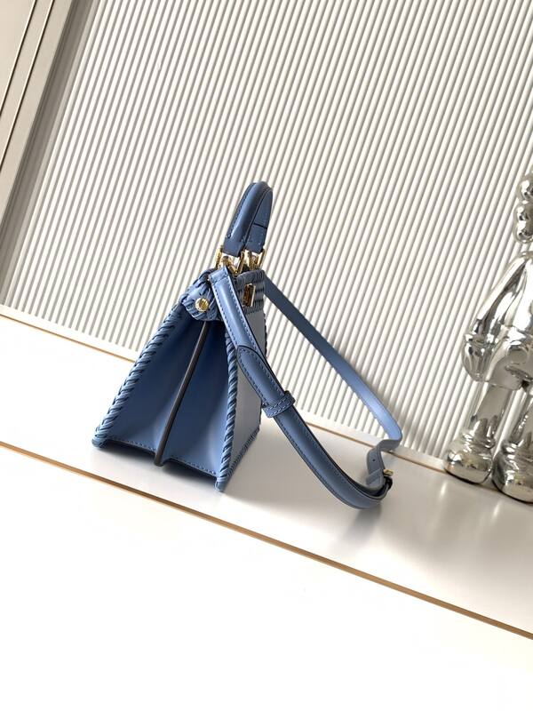 Fendi Peekaboo Blue 33x22x14cm shoulder bag — Premium Replica