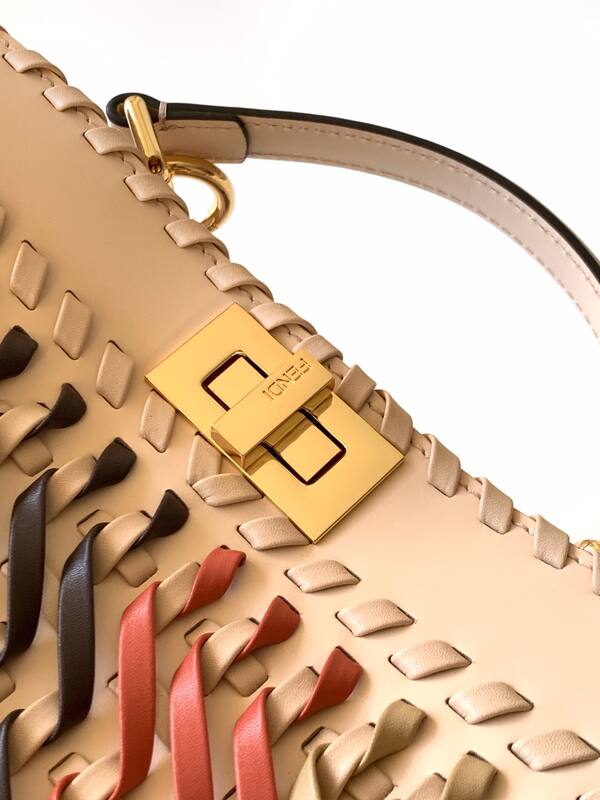 Fendi Peekaboo Beige 33x22x14cm shoulder bag — AAA Quality Replica