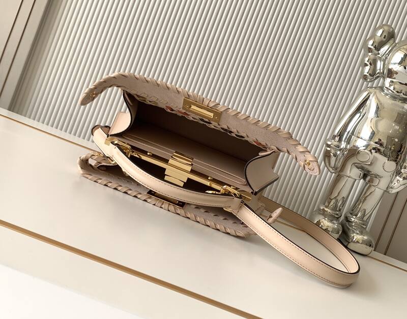 Fendi Peekaboo Beige 33x22x14cm shoulder bag — AAA Quality Replica