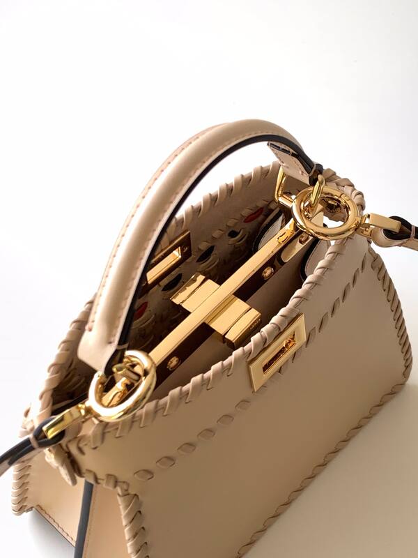 Fendi Peekaboo Beige 33x22x14cm shoulder bag — Top Quality Replica