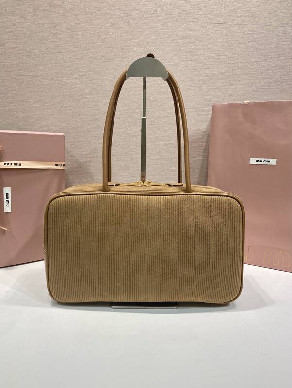 Miu Miu 40x30x16cm shoulder bag — 1:1 Replica