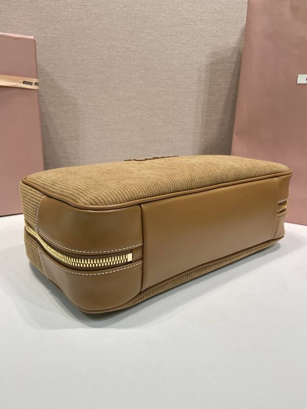 Miu Miu 40x30x16cm shoulder bag — 1:1 Replica