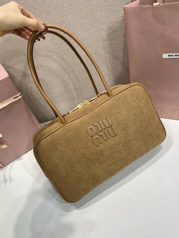 Miu Miu 40x30x16cm shoulder bag 1 1 Replica