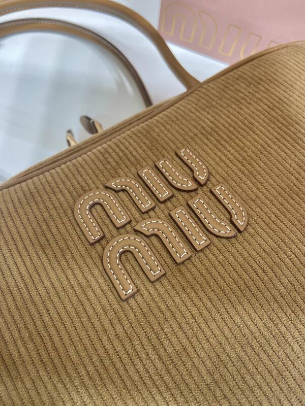 Miu Miu 40x30x16cm shoulder bag — 1:1 Replica