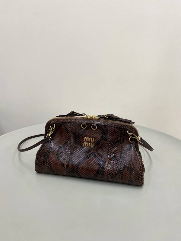 Miu Miu Brown 30x22x12cm shoulder bag — Premium Replica