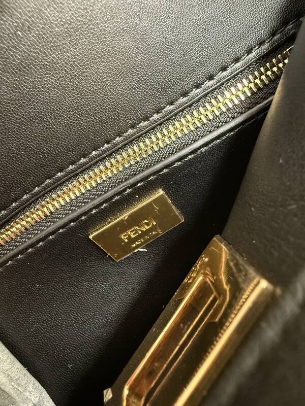 Fendi Peekaboo Black 33x22x14cm shoulder bag — AAA Quality Replica