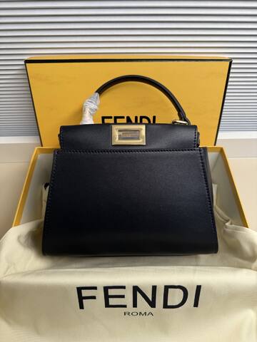 Fendi Peekaboo Black 33x22x14cm shoulder bag AAA Quality Replica
