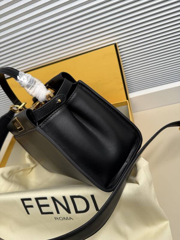Fendi Peekaboo Black 33x22x14cm shoulder bag — AAA Quality Replica
