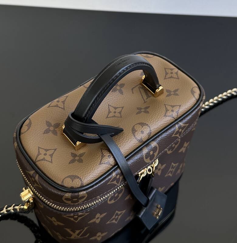 Louis Vuitton M45165 Monogram crossbody — Premium Replica