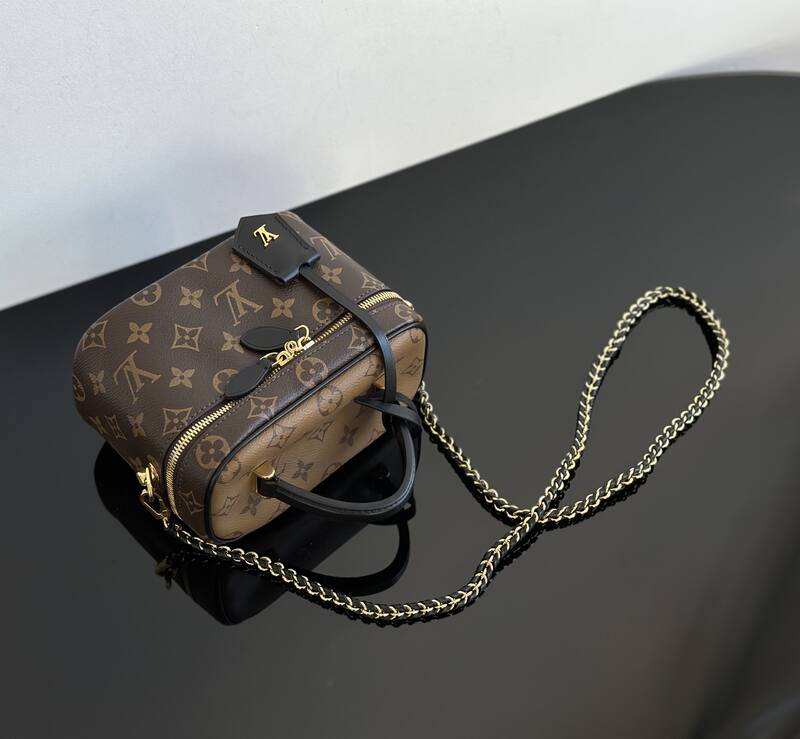 Louis Vuitton M45165 Monogram crossbody — Premium Replica