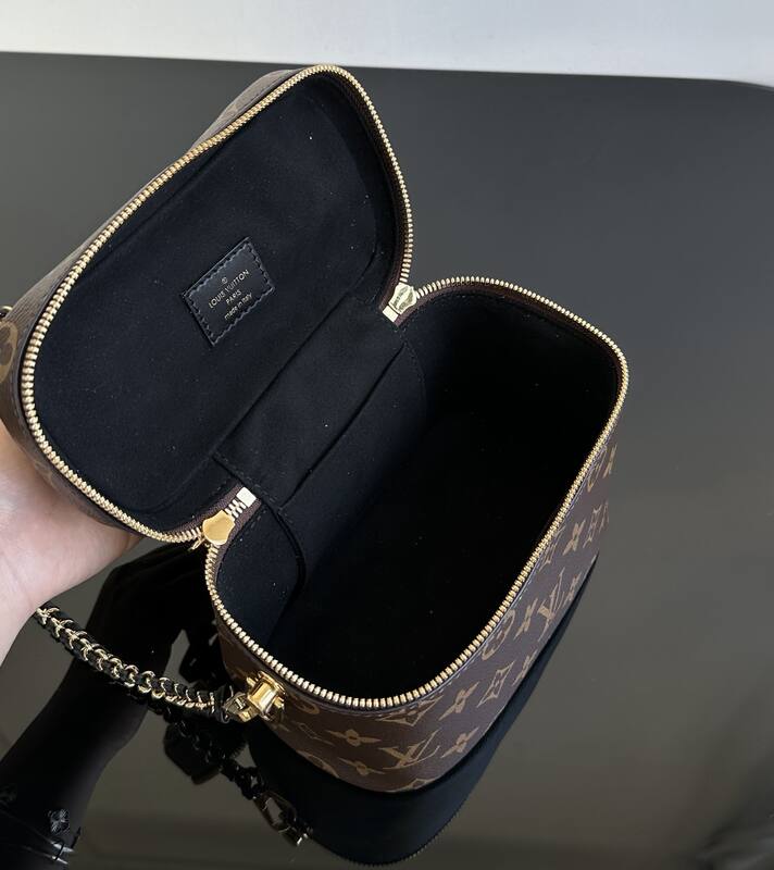 Louis Vuitton M45165 Monogram crossbody — Premium Replica
