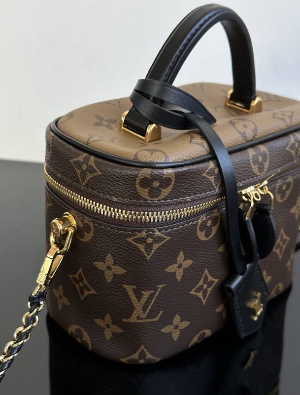 Louis Vuitton M45165 Monogram crossbody — Premium Replica