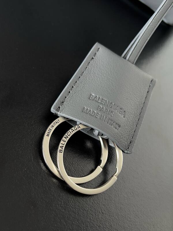 Balenciaga Grey 30x22x12cm shoulder bag — Premium Replica