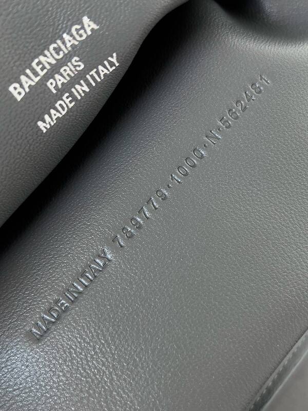 Balenciaga Grey 25x18x10cm shoulder bag — Top Quality Replica