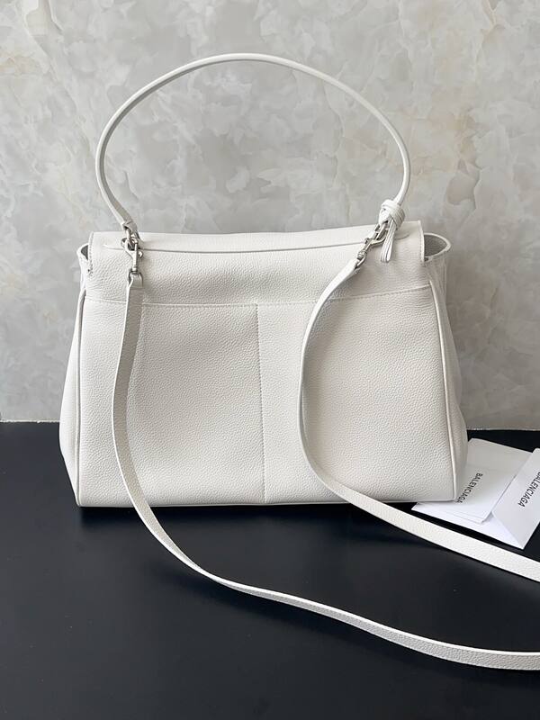 Balenciaga White 30x22x12cm shoulder bag — 1:1 Replica