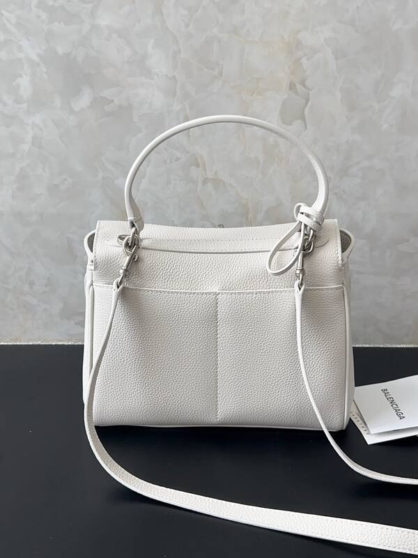 Balenciaga White 25x18x10cm shoulder bag — Premium Replica