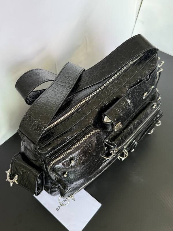 Balenciaga Black shoulder bag — 1:1 Replica