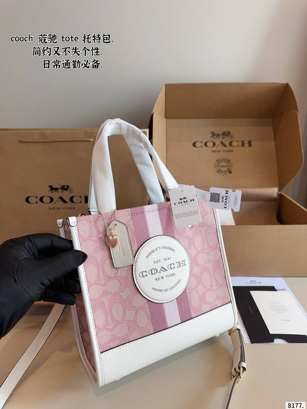 Coach Pink 25x18x10cm shoulder bag — Premium Replica