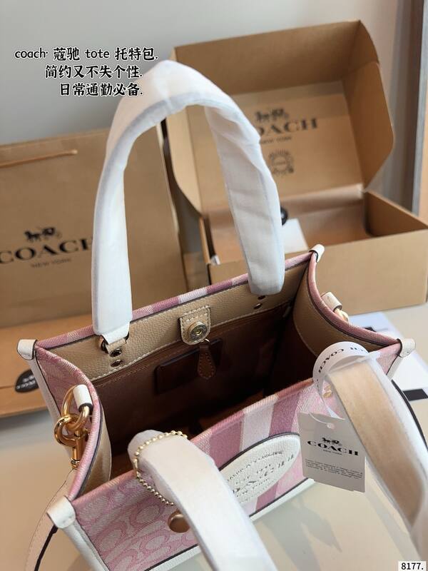 Coach Pink 25x18x10cm shoulder bag — Premium Replica