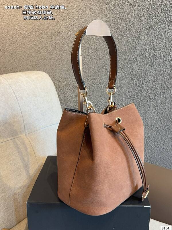 Coach Black shoulder bag — 1:1 Replica