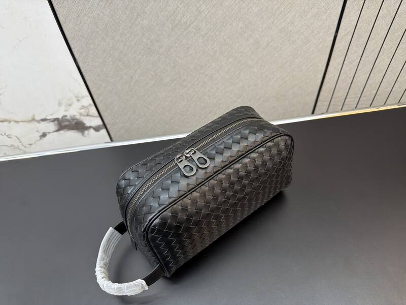 Bottega Veneta Black shoulder bag — Top Quality Replica