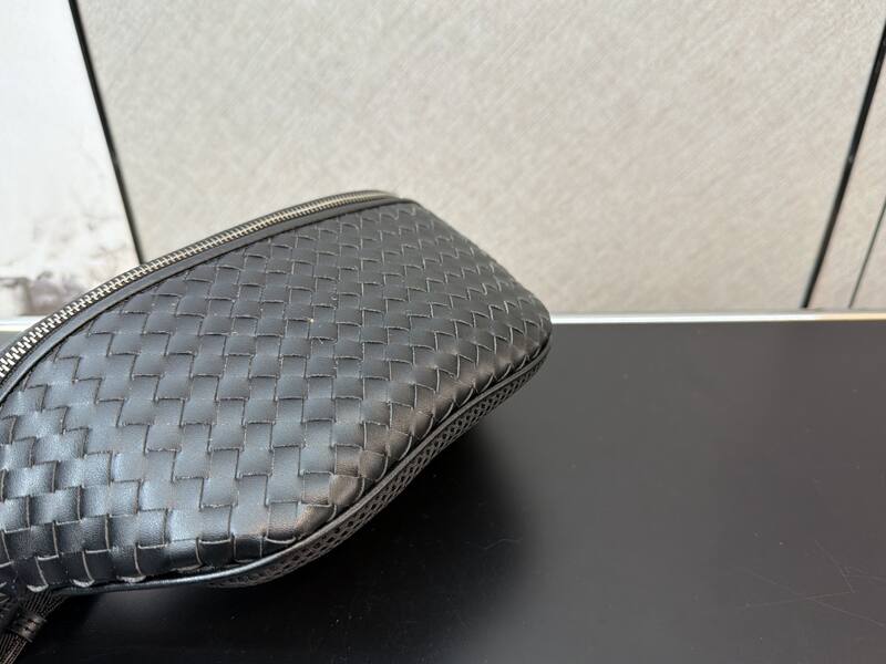 Bottega Veneta Black shoulder bag — Premium Replica