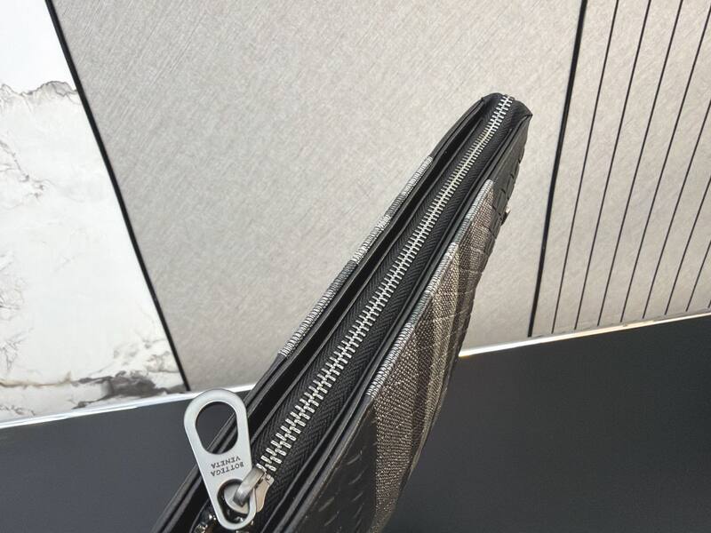 Bottega Veneta Black shoulder bag — AAA Quality Replica