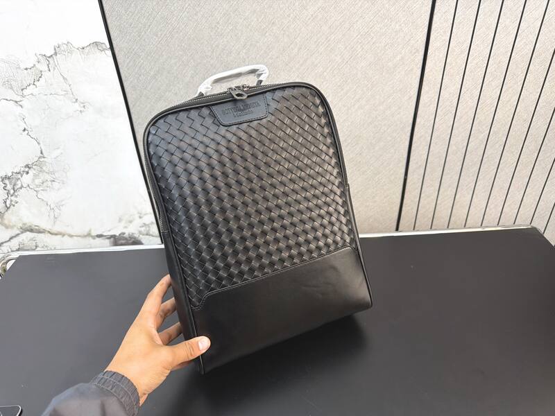 Bottega Veneta Black shoulder bag — 1:1 Replica