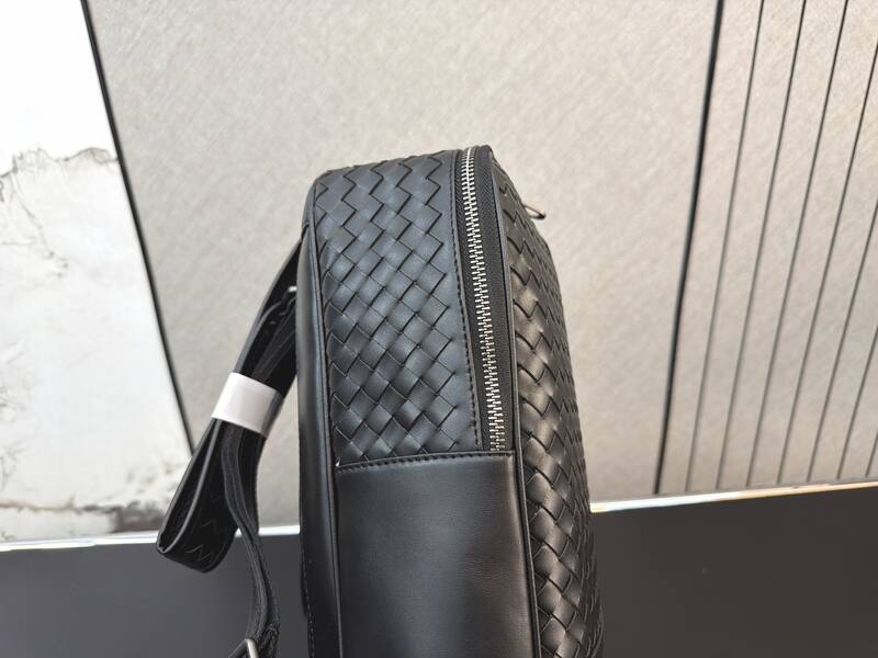 Bottega Veneta Black shoulder bag — 1:1 Replica