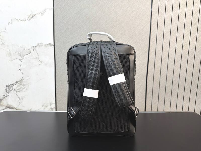 Bottega Veneta Black shoulder bag — 1:1 Replica